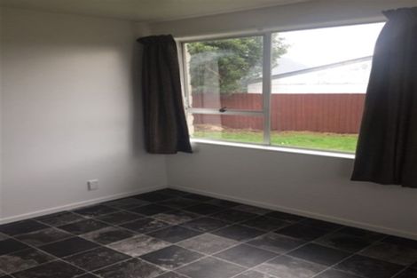 Photo of property in 2/202 Sawyers Arms Road, Bishopdale, Christchurch, 8053