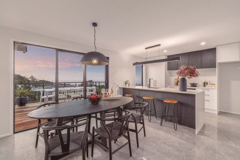 Photo of property in 307a Mount Pleasant Road, Mount Pleasant, Christchurch, 8081