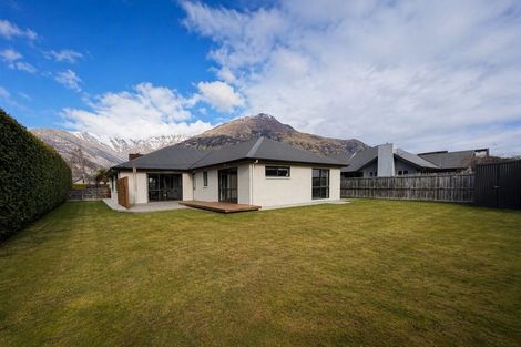 Photo of property in 25 Mavora Road, Lake Hayes, Queenstown, 9304
