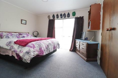Photo of property in 18 Station Road, Puriri, Thames, 3578