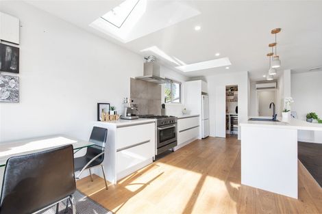 Photo of property in 40 Farquhars Road, Redwood, Christchurch, 8051