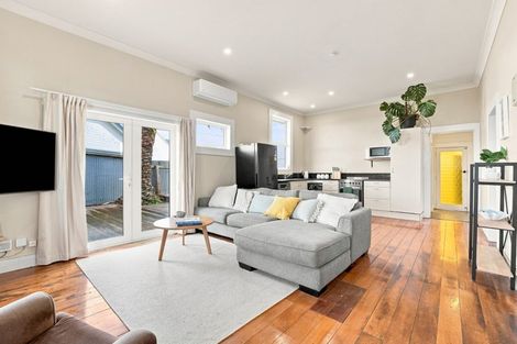 Photo of property in 18 Bryce Street, Castlecliff, Whanganui, 4501