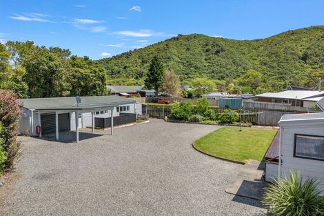 Photo of property in 6d Beach Road, Waikawa, Picton, 7220