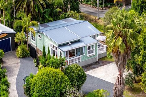 Photo of property in 30 Florance Avenue, Russell, 0202