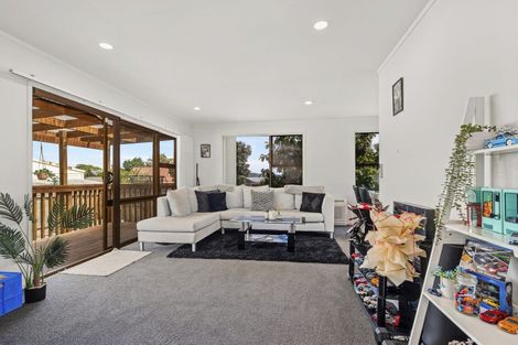 Photo of property in 19 Rewarewa Street, Owhata, Rotorua, 3010