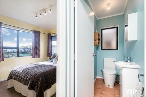 Photo of property in 22 Peppertree Lane, Woodridge, Wellington, 6037