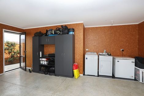 Photo of property in 19 Macdonald Heights, Feilding, 4702