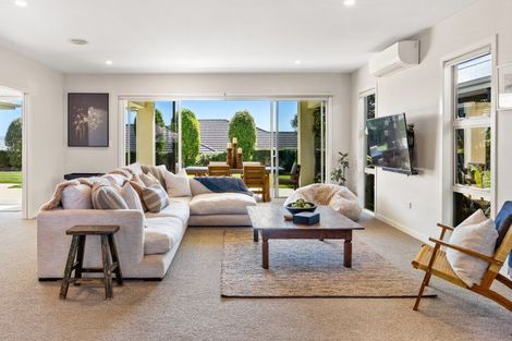 Photo of property in 61 Arataki Road, Havelock North, 4130