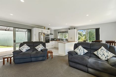 Photo of property in 10 Kenana Road, Te Puke, 3186