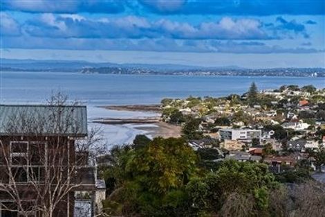 Photo of property in 13 Katui Street, Castor Bay, Auckland, 0620