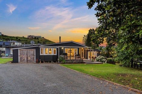 Photo of property in 6 Widdison Place, Whangamata, 3691