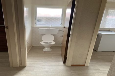 Photo of property in 19 Catherine Crescent, Paparangi, Wellington, 6037