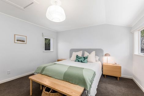 Photo of property in 4 Totara Street, Eastbourne, Lower Hutt, 5013