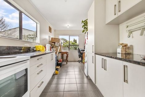 Photo of property in 1/33 Secretariat Place, Randwick Park, Auckland, 2105