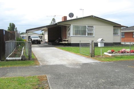 Photo of property in 18 Idlewild Avenue, Mangere, Auckland, 2022