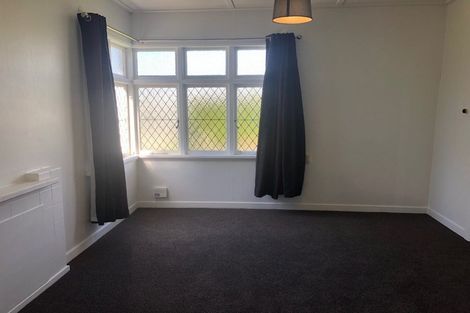 Photo of property in 15 Paritutu Road, Spotswood, New Plymouth, 4310