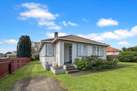 Photo of property in 64 Harper Street, Gonville, Whanganui, 4501