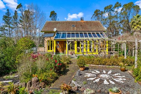 Photo of property in 364 Oneriri Road, Kaiwaka, 0573