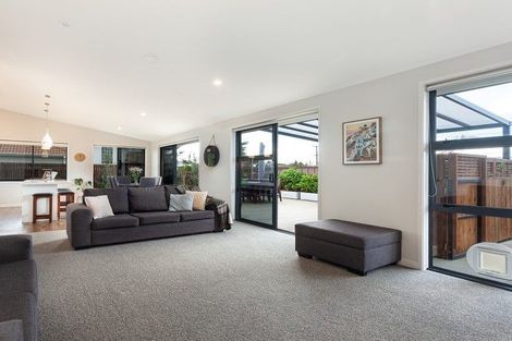 Photo of property in 1320b Papamoa Beach Road, Papamoa Beach, Papamoa, 3118