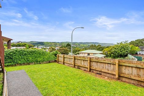 Photo of property in 18 Forglen Place, Tawa, Wellington, 5028