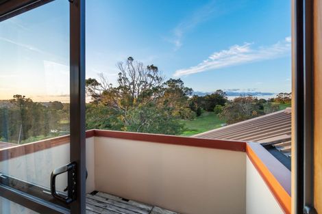 Photo of property in 19 D'urville Place, Gulf Harbour, Whangaparaoa, 0930