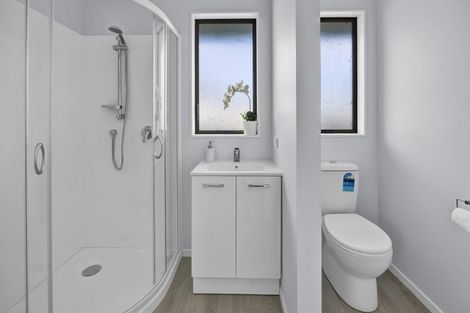 Photo of property in 1/7 Mahoe Street, Strandon, New Plymouth, 4312