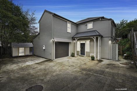 Photo of property in 15a Aplin Terrace, Ngaio, Wellington, 6035