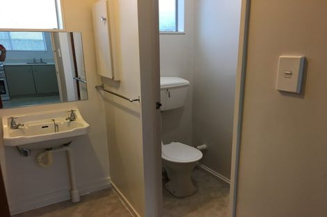 Photo of property in 28f Leighton Avenue, Waiwhetu, Lower Hutt, 5010