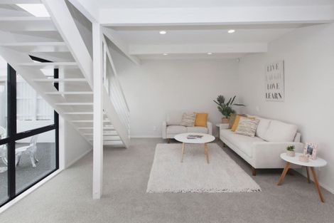 Photo of property in 4/140 Office Road, Merivale, Christchurch, 8014