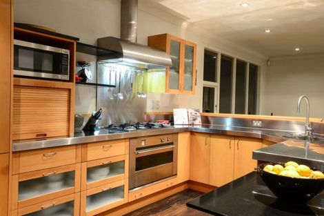 Photo of property in 54 Memorial Drive, Hamilton East, Hamilton, 3216