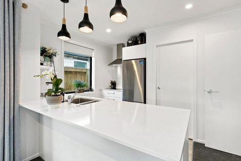 Photo of property in 28 Foley Grove, Pyes Pa, Tauranga, 3110