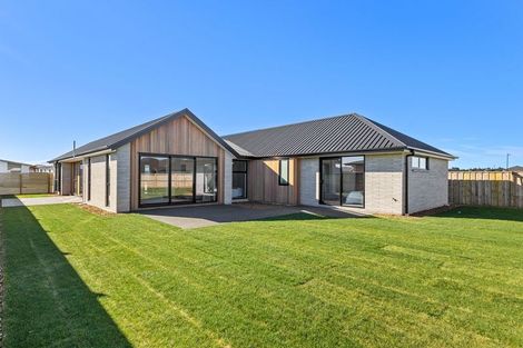 Photo of property in 16 Kite Street, Rolleston, 7614