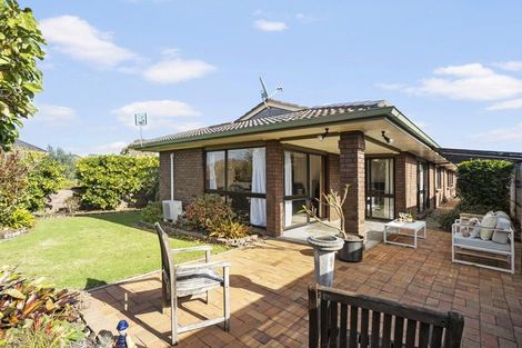 Photo of property in 63 Glenmore Road, Sunnyhills, Auckland, 2010