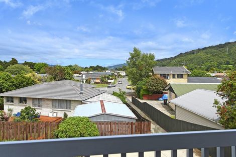 Photo of property in 19 Haylock Grove, Totara Park, Upper Hutt, 5018