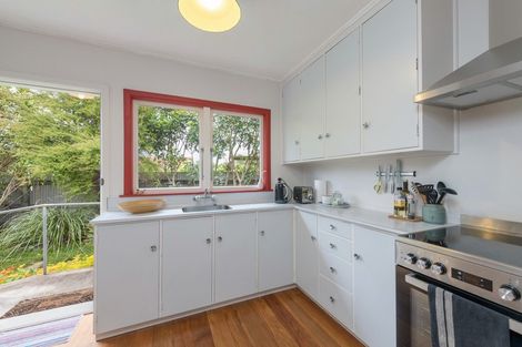 Photo of property in 10 Cambria Street, The Wood, Nelson, 7010