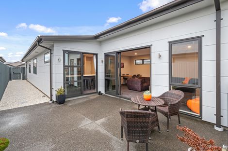 Photo of property in 52 Bamber Crescent, Halswell, Christchurch, 8025