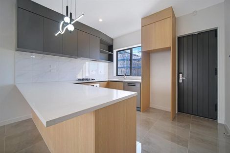 Photo of property in 2 Tukauri Place, Papakura, 2110