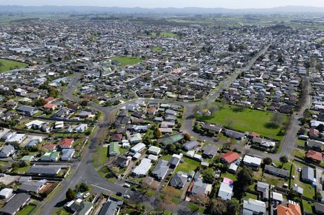 Photo of property in 18 Livingstone Avenue, Nawton, Hamilton, 3200