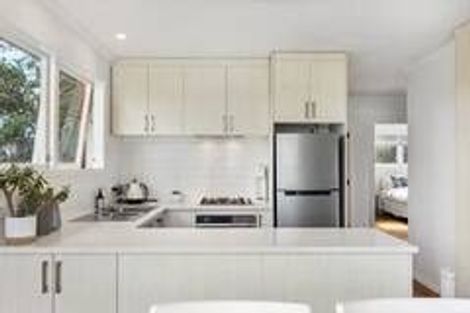 Photo of property in 3/4 Beach Road, Castor Bay, Auckland, 0620