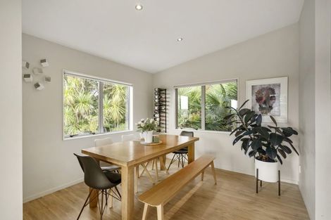 Photo of property in 141a Arran Road, Browns Bay, Auckland, 0630