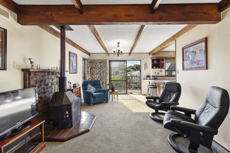 Photo of property in 196 Saint Andrews Road, Plimmerton, Porirua, 5026