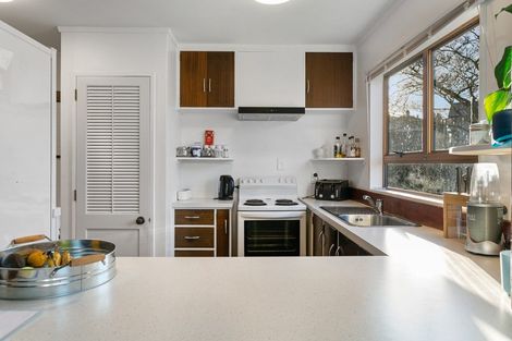 Photo of property in 2/6 Shera Street, Acacia Bay, Taupo, 3330