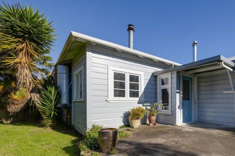 Photo of property in 11 Leyland Road, Te Awanga, 4102