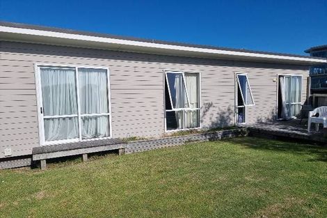 Photo of property in 902 Papamoa Beach Road, Papamoa Beach, Papamoa, 3118