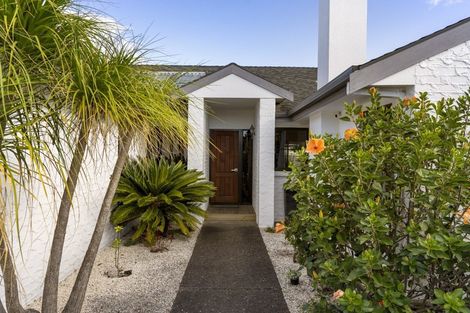 Photo of property in 22 Wairakei Avenue, Papamoa Beach, Papamoa, 3118