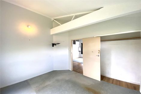 Photo of property in 304 Glengarry Road, Glen Eden, Auckland, 0602