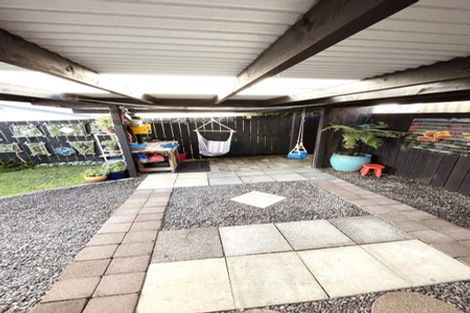 Photo of property in 2/9 Copley Street, New Lynn, Auckland, 0600