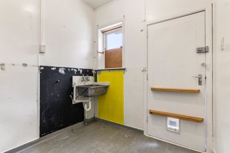 Photo of property in 14 Westmere Crescent, Westmere, Auckland, 1022