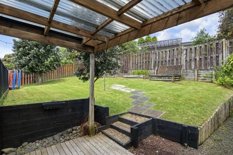 Photo of property in 35 Spinella Drive, Bayview, Auckland, 0629