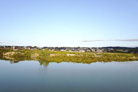 Photo of property in 79 Riverhead Drive, Riverhead, 0820